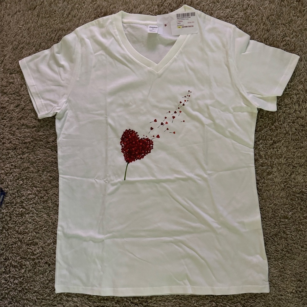 Women's White Heart Graphic V-Neck T-Shirt - Picture 4 of 4